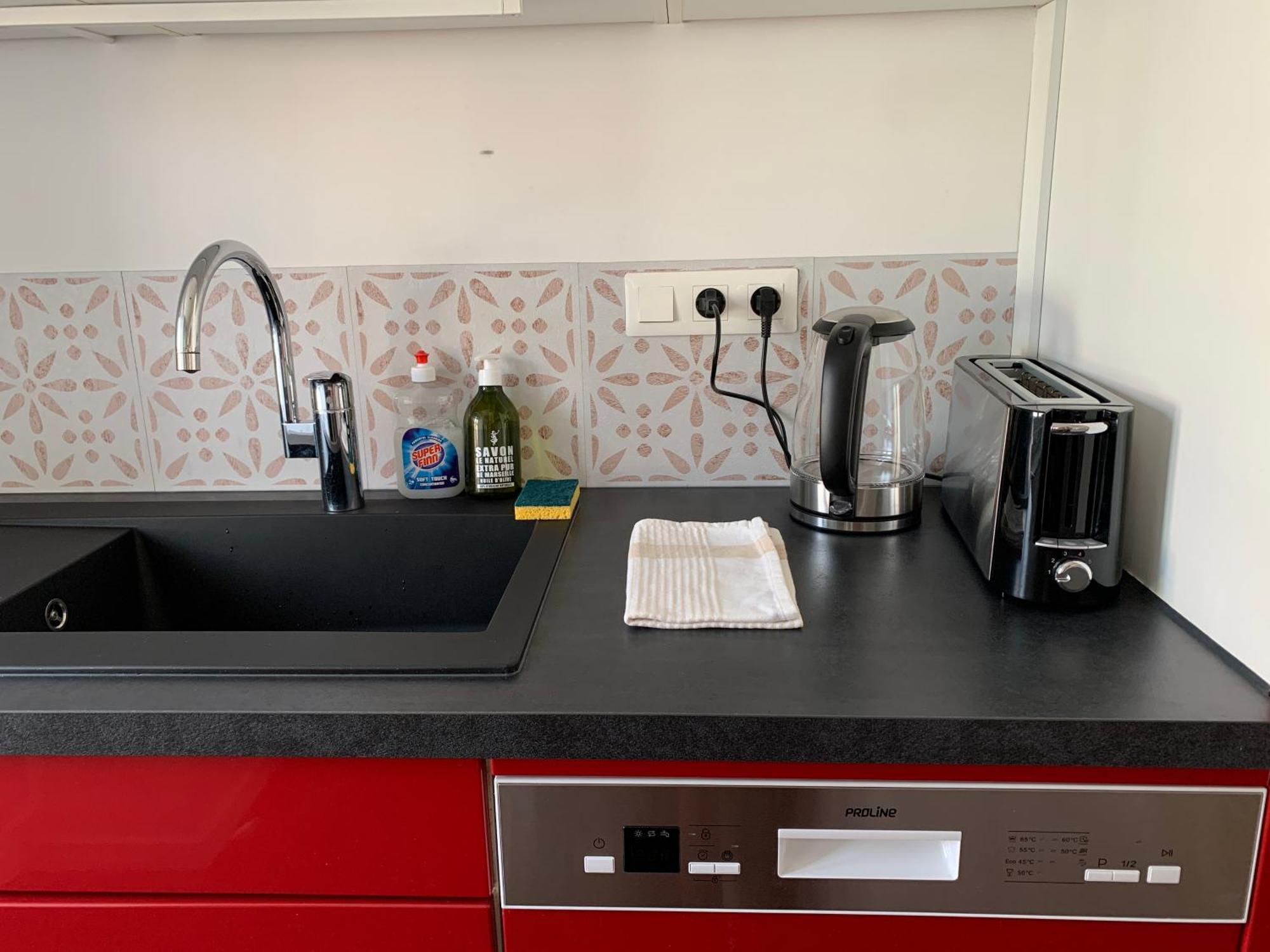 Les Rives Du Chateau, 90m2, Vue Sur Le Canal Apartment *